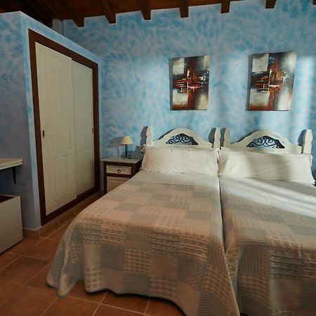 Hotel El Mirlo Blanco Candeleda Eksteriør billede
