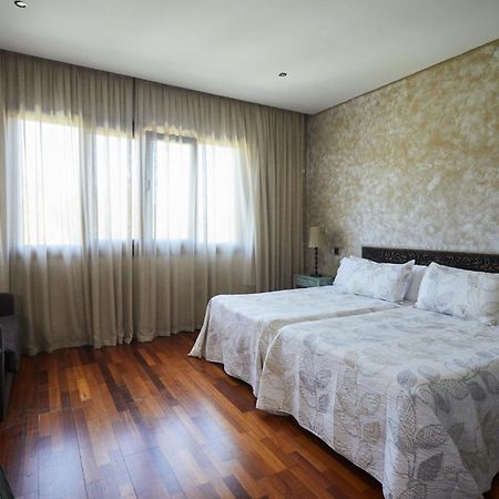 Hotel El Mirlo Blanco Candeleda Eksteriør billede