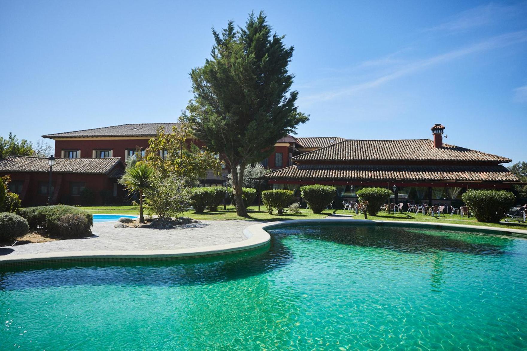 Hotel El Mirlo Blanco Candeleda Eksteriør billede