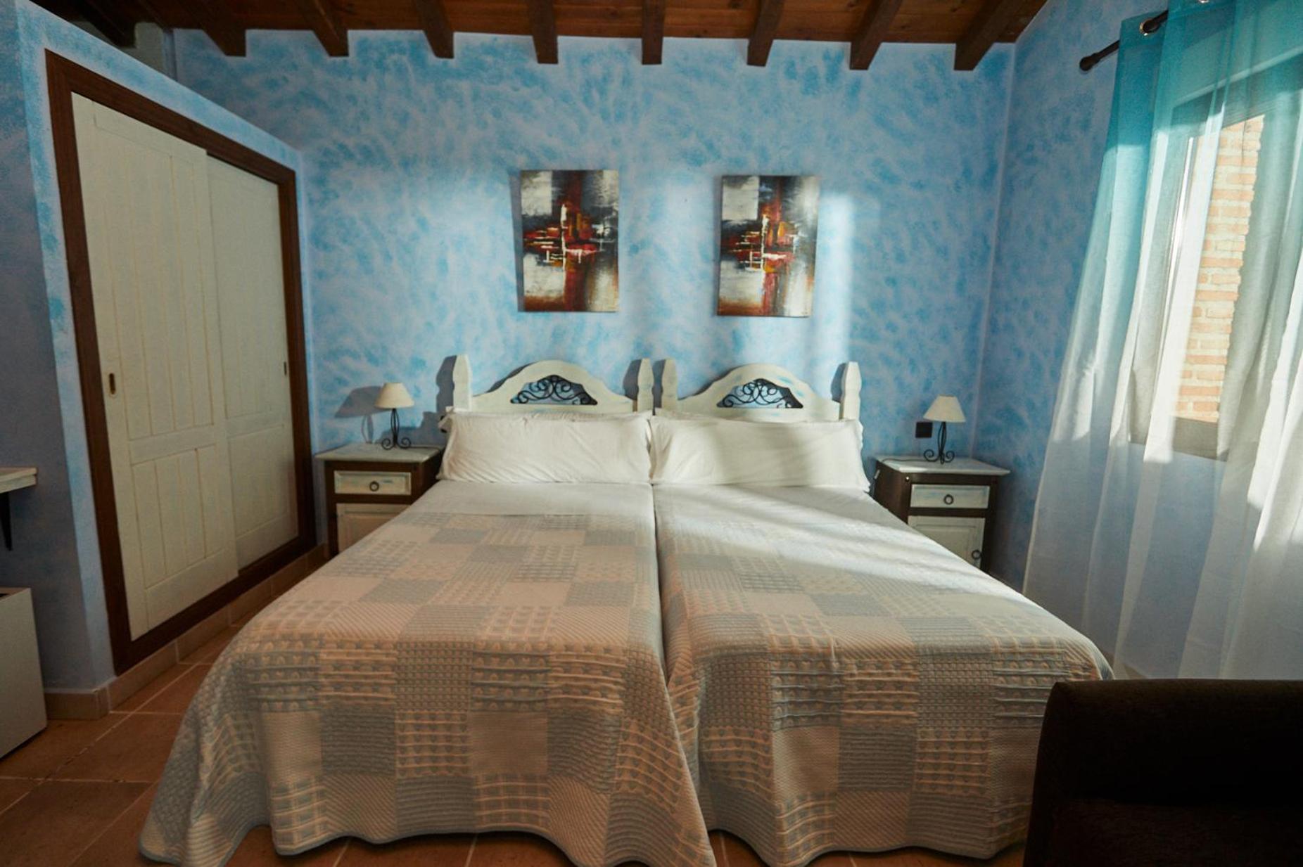 Hotel El Mirlo Blanco Candeleda Eksteriør billede